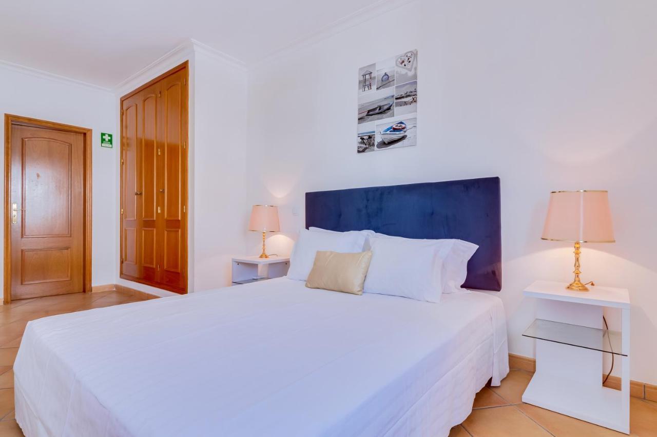 Al - Colina Beach Holidays Quarteira Esterno foto