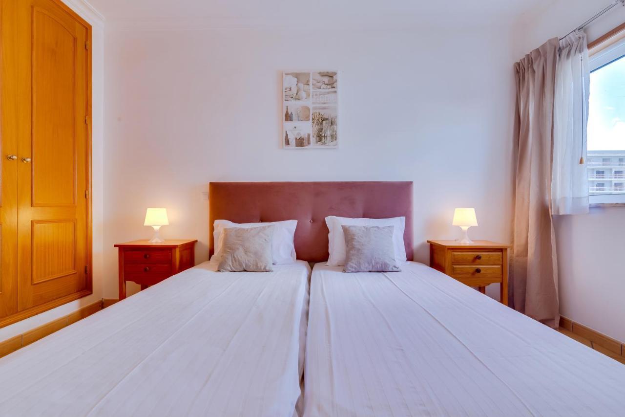 Al - Colina Beach Holidays Quarteira Esterno foto